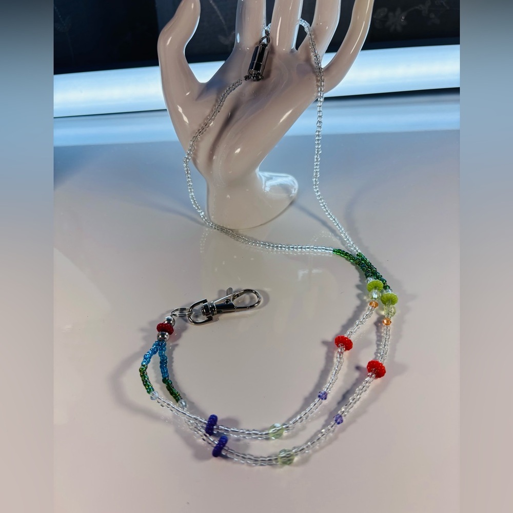 Magnetic Beaded Necklace Badge